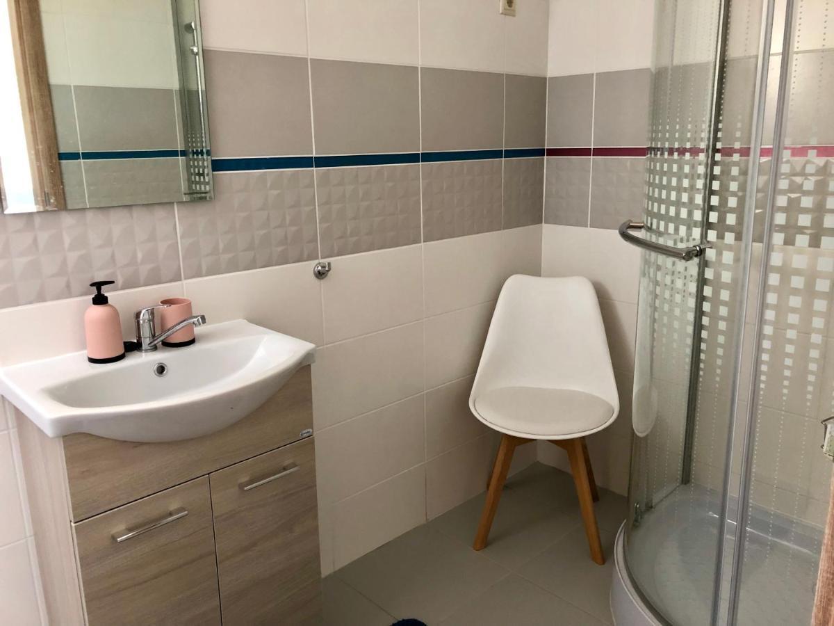 Balaton Wellness Tom Cat Nyaralo 1 Wellness Es 1 Gyermekbarat Apartmannal Kovagoors Екстер'єр фото