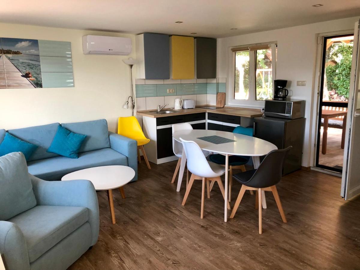 Balaton Wellness Tom Cat Nyaralo 1 Wellness Es 1 Gyermekbarat Apartmannal Kovagoors Екстер'єр фото