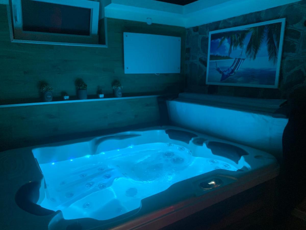 Balaton Wellness Tom Cat Nyaralo 1 Wellness Es 1 Gyermekbarat Apartmannal Kovagoors Екстер'єр фото