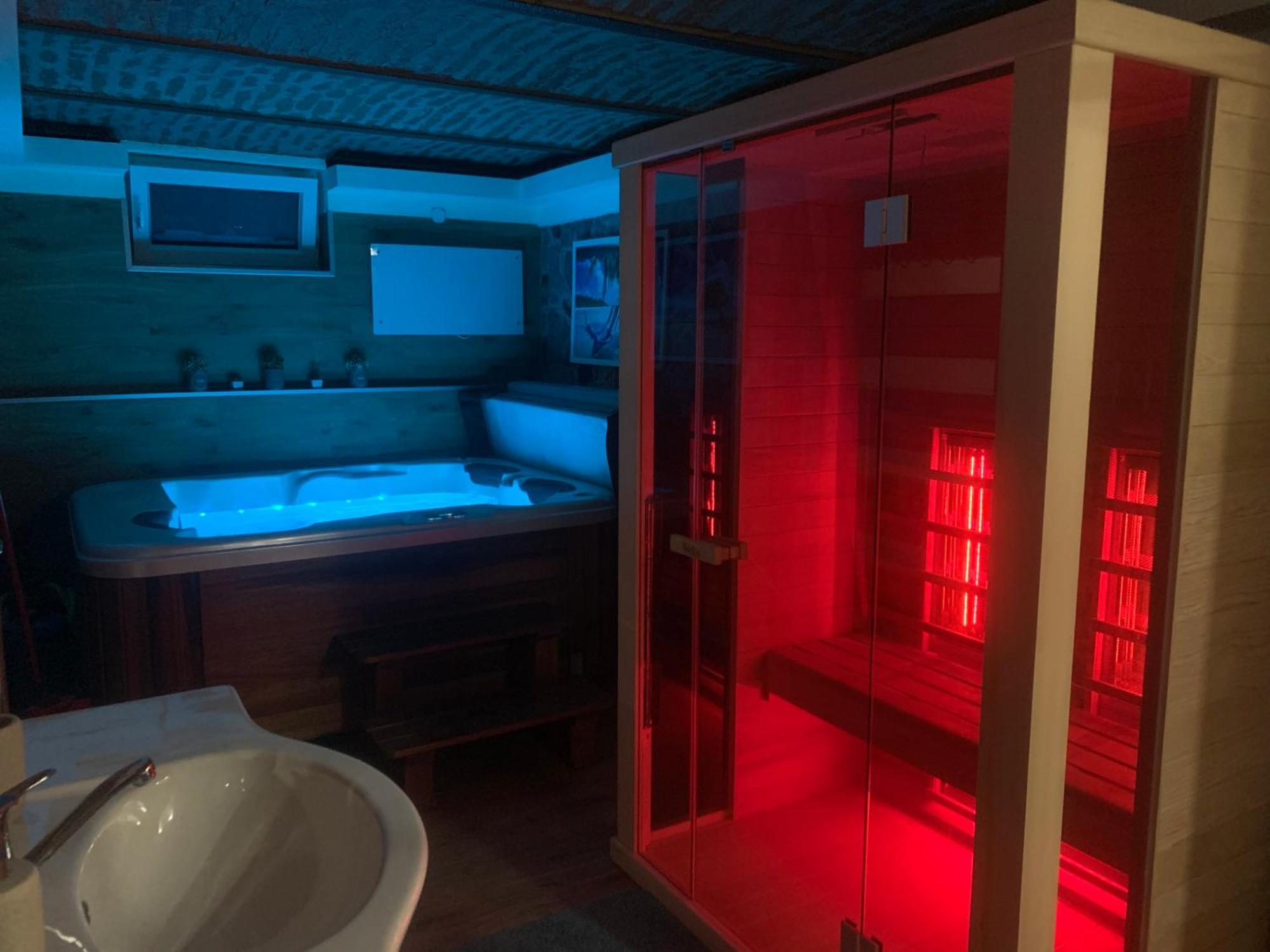 Balaton Wellness Tom Cat Nyaralo 1 Wellness Es 1 Gyermekbarat Apartmannal Kovagoors Екстер'єр фото